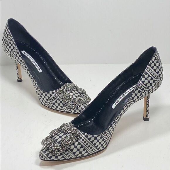 Manolo Blahnik Hangisi 70 Embellished Print Pumps - Picture 7 of 12